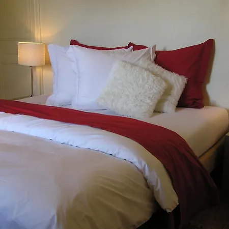 Couette-café Domaine De L'isle Basse 3*