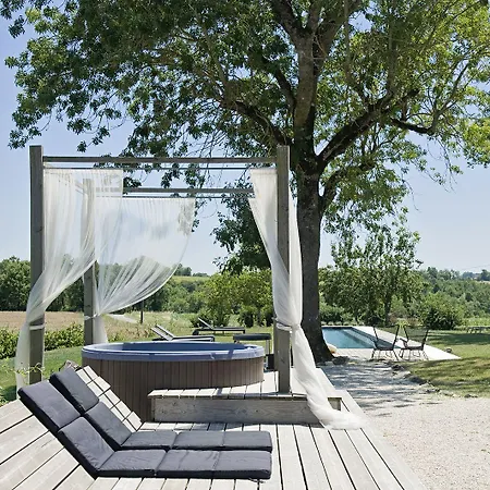 ベッド・アンド・ブレックファスト Domaine De L'isle Basse 4*