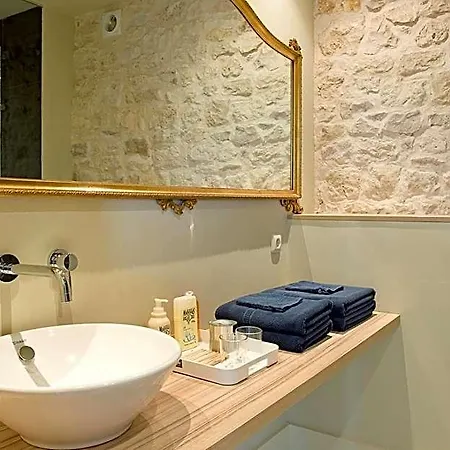 Domaine De L'isle Basse 4*
