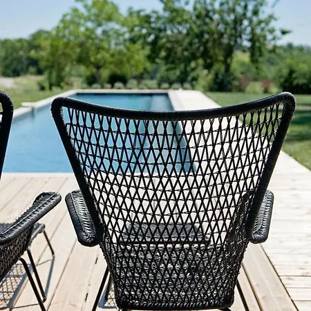 Domaine De L'isle Basse Bed & Breakfast 4*