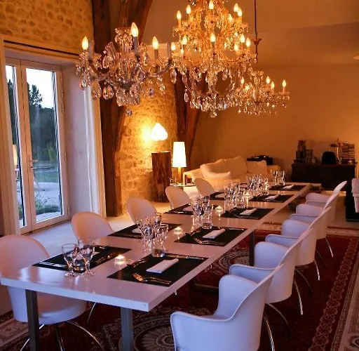 Domaine De L'isle Basse فندق مبيت وإفطار