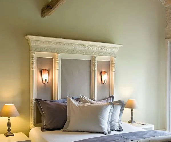 Domaine De L'isle Basse فندق مبيت وإفطار 4*